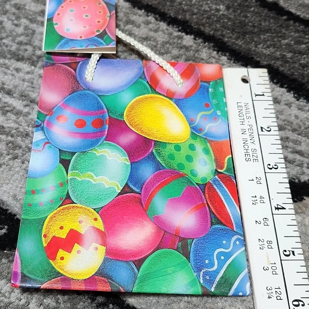 VINTAGE ASSORTED EASTER NOVELTY ERASERS MEMO PADS STICKY NOTES BAG & GAME BOOKS
